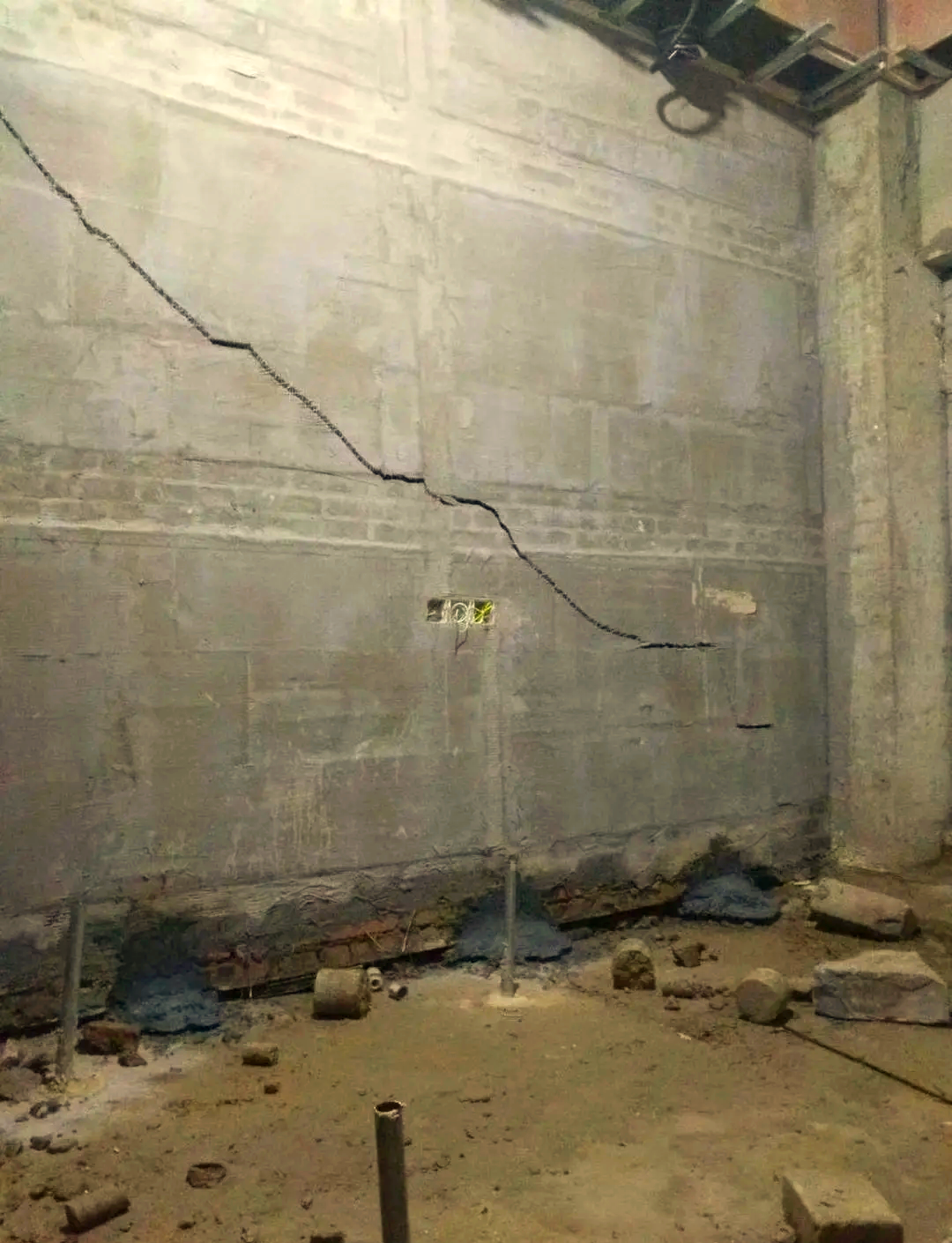 南阳邓州房屋下沉加固